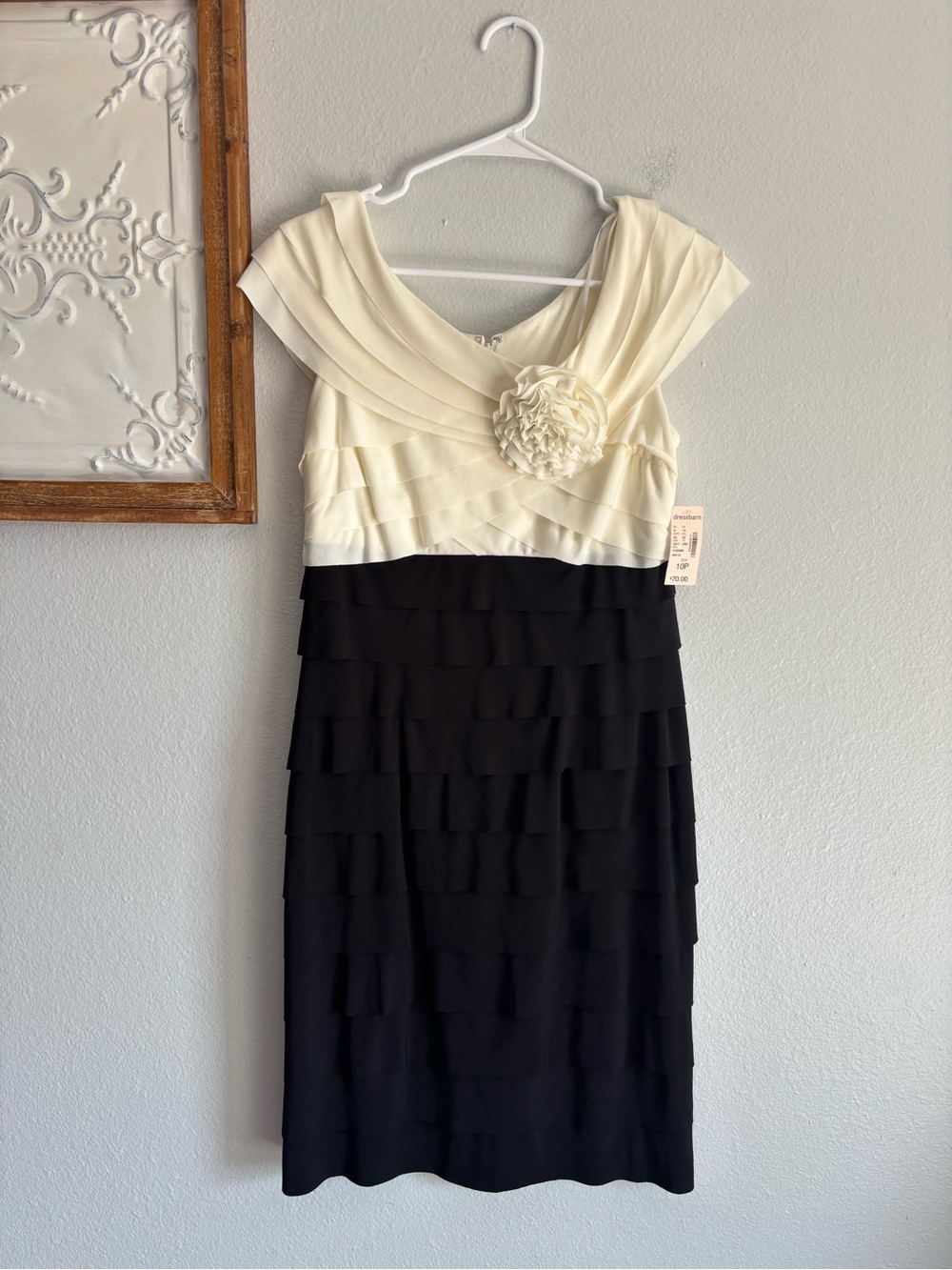 Dressbarn London Times Petite Women Sz 10P Dress Cream Black NWT Cocktail Formal